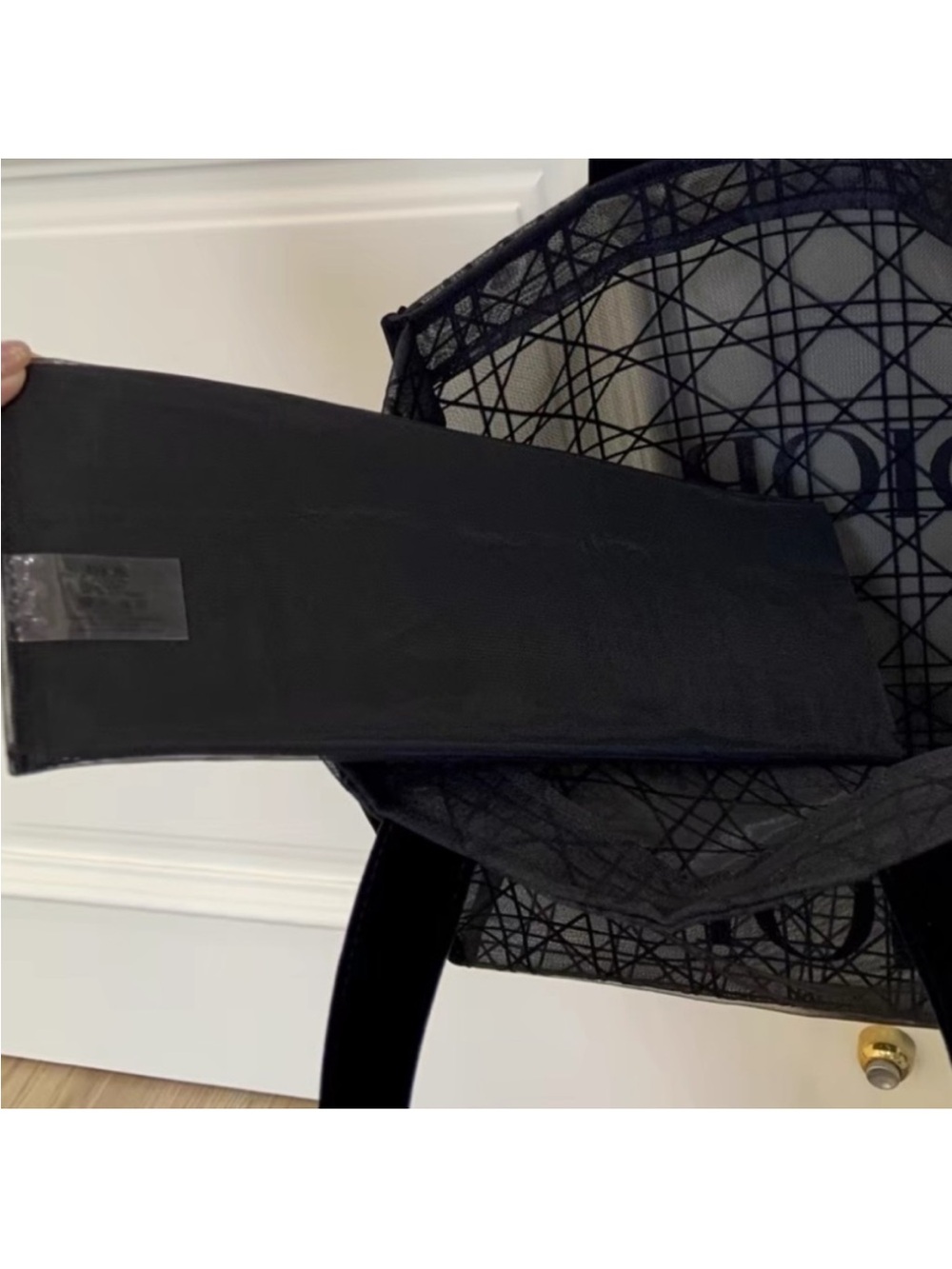 Dior beauty gift black mesh tote - Picture 5 of 7